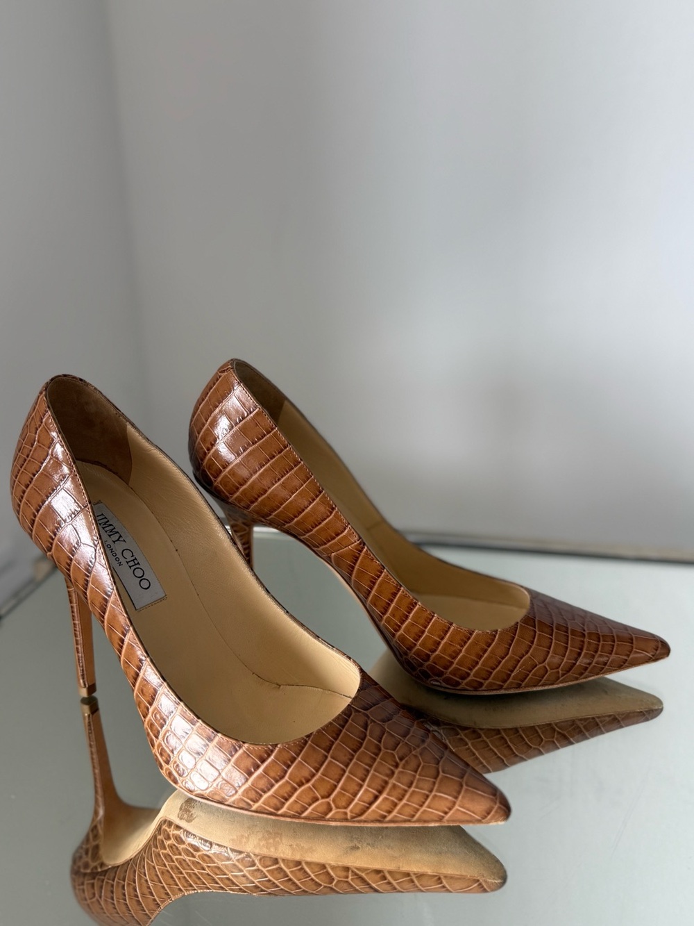 Jimmy Choo Brown Love Crocodile Embossed Heeled Pumps $895 39 - Picture 7 of 9